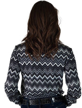 Charger l'image dans la galerie, Cowgirl Tuff | Chemise Pullover | Grayscale Chevron Stretch Jersey