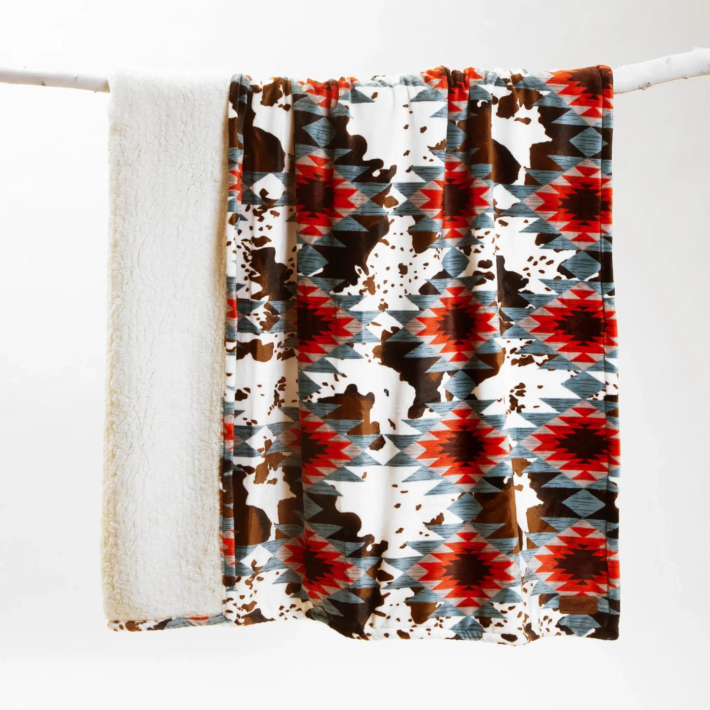 Couverture | Wrangler® Southwest Cowhide Plush Sherpa