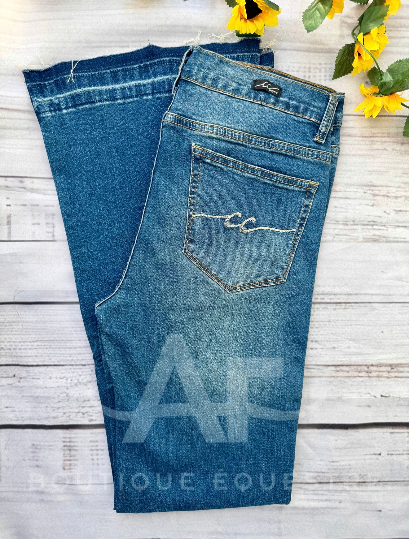 Cowgirl Couture | Wide Leg | 32x32