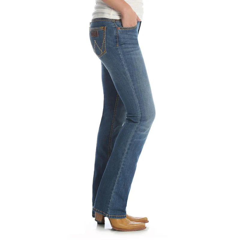 Wrangler | Retro Mae Tan Buckstitch | 13/14x32