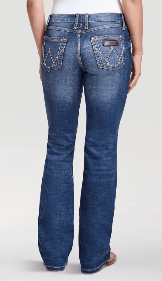 Wrangler | Retro Mae Steadfast | 17/18x34