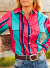 Charger l&#39;image dans la galerie, L&amp;B | Chemise | Pink Serape Retro 90s

