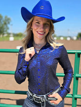 Charger l&#39;image dans la galerie, Cowgirl Tuff | Chemise Pullover | Indigo Shimmer
