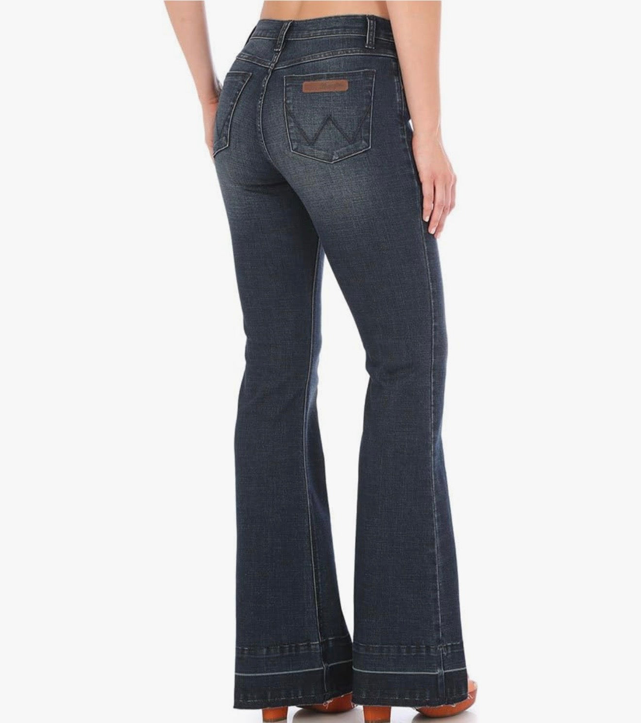 Wrangler | Retro Mae Flare Leg | 11/12x32