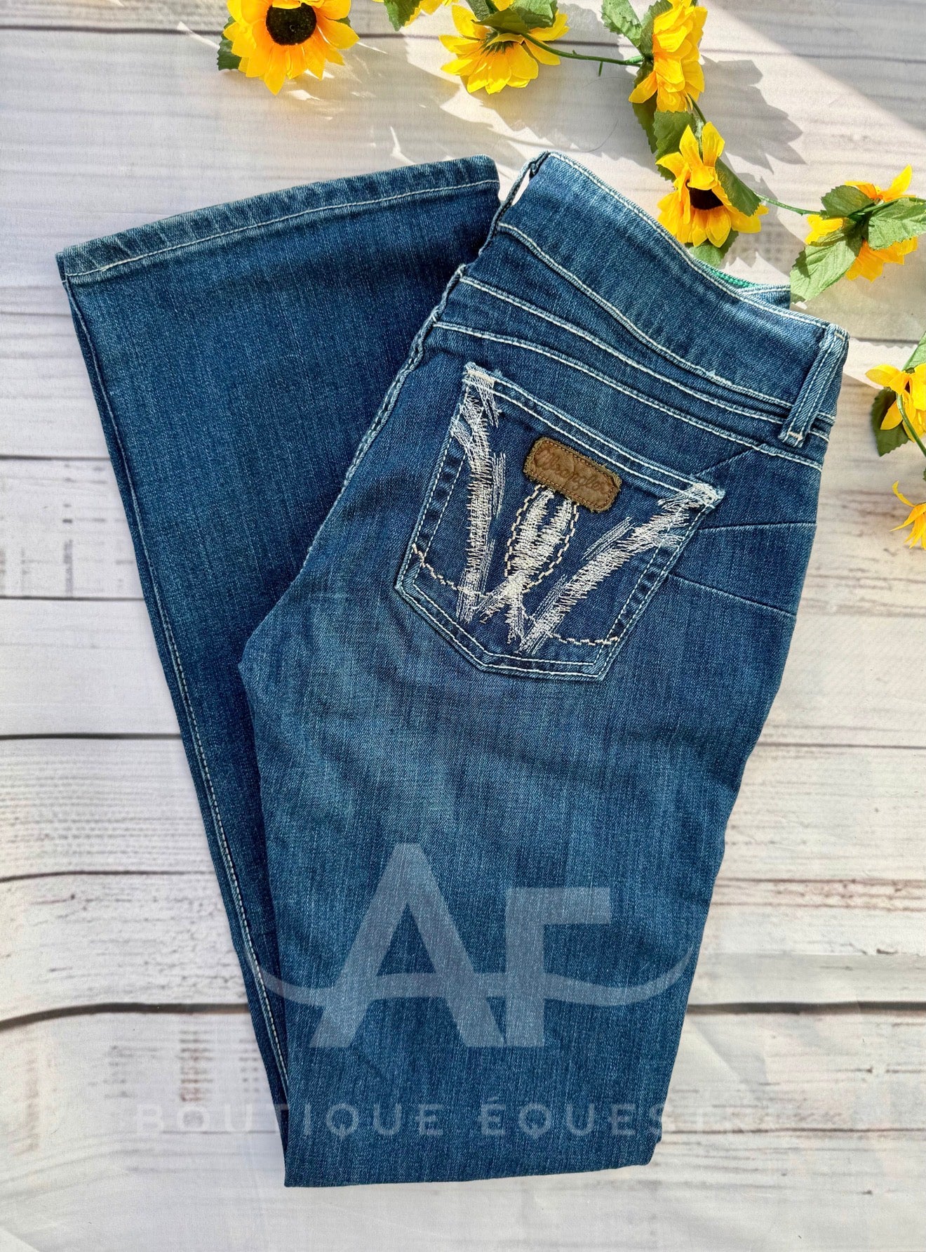 Wrangler | White Stitch Bling | 7/8x34