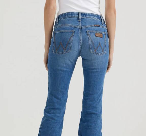 Wrangler | Willow Sophia | 30x34