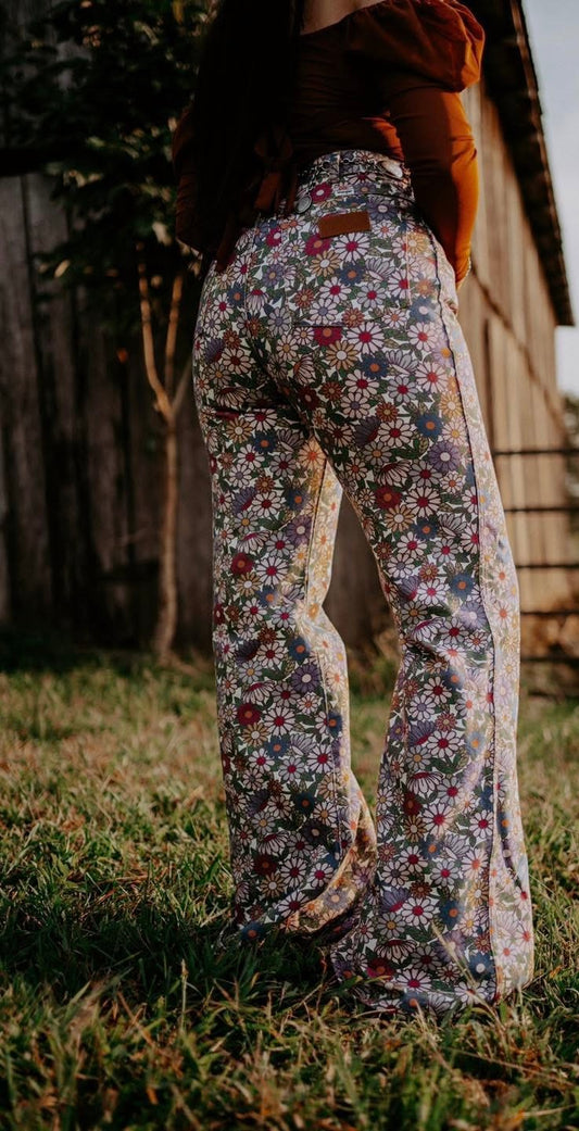 Wrangler | Daisy | 27x32