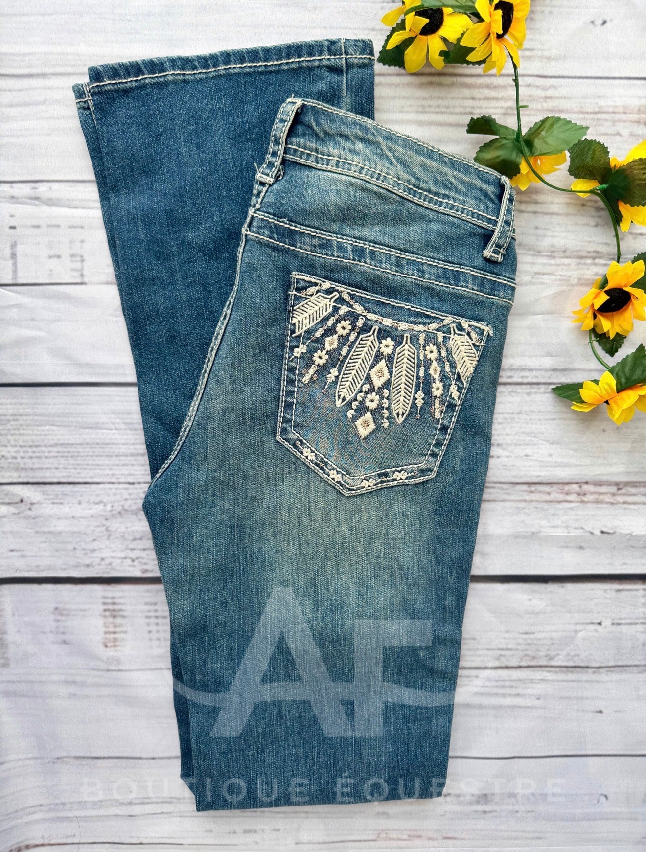 Cedar Rose | Feathers | 26x34