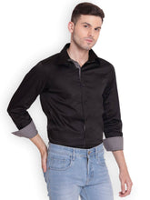 Charger l&#39;image dans la galerie, TuffRider | Chemise | Adey Noirs
