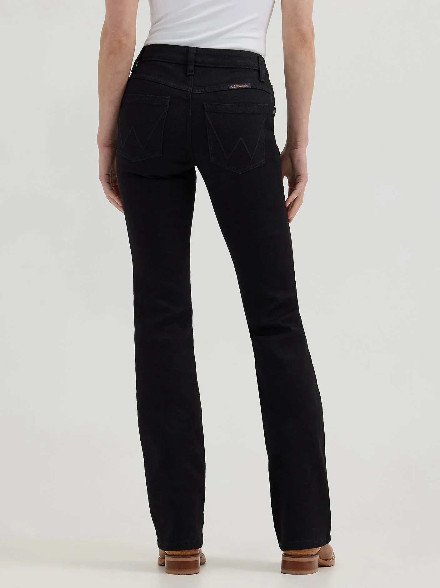 Wrangler | Willow Black | 30x34