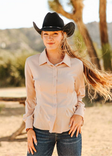 Load the image into the gallery, L&amp;B | Chemise | Beige
