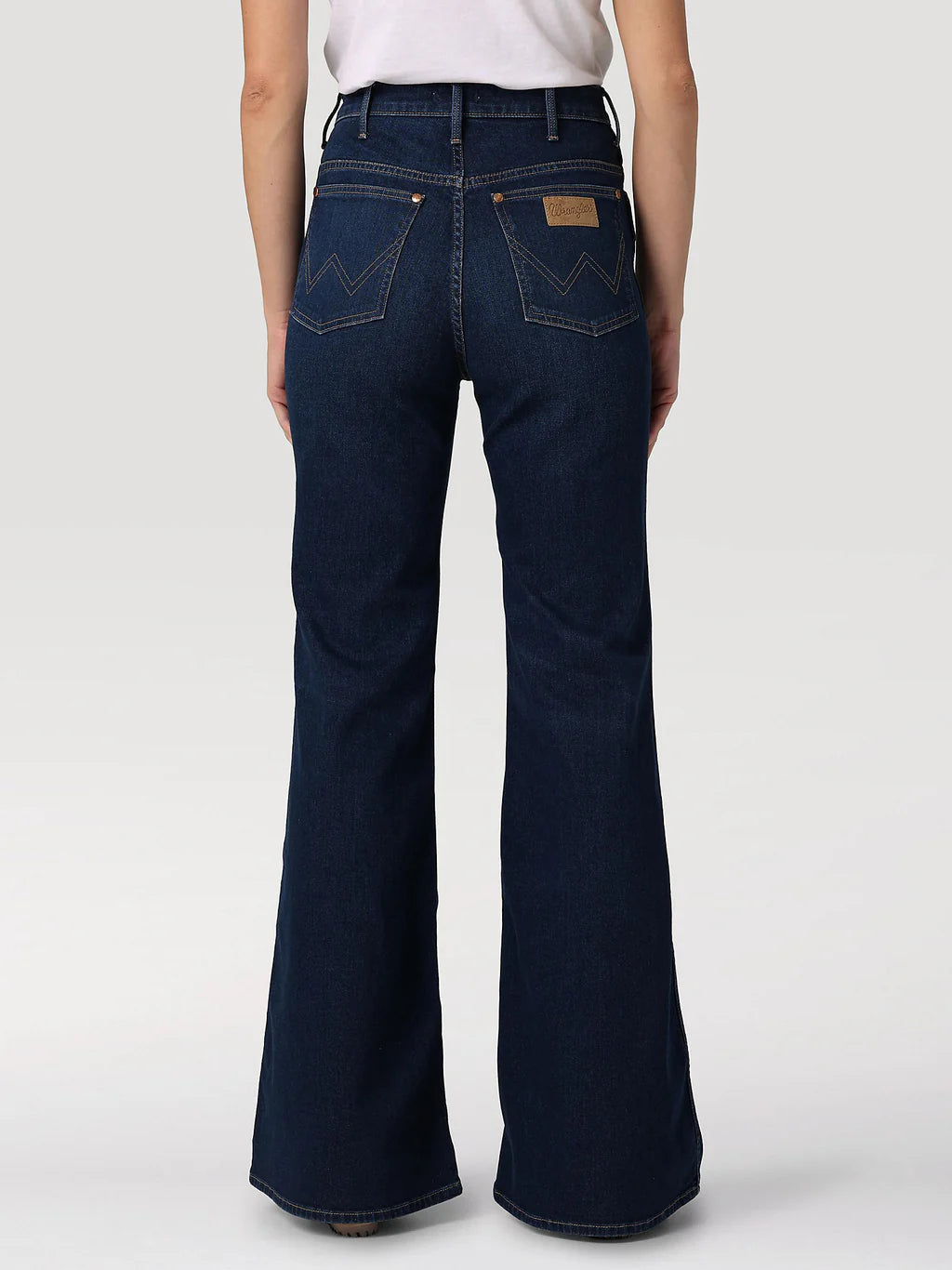 Wrangler | Wanderer 622 High Flare | 30x34
