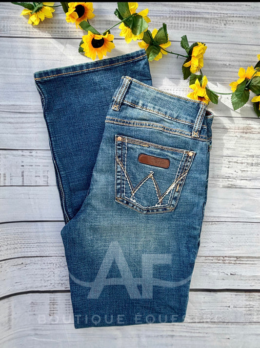 Wrangler | Retro Mae Steadfast | 11x32