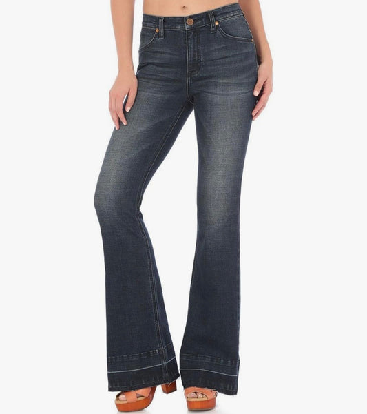 Wrangler | Retro Mae Flare Leg | 11/12x32