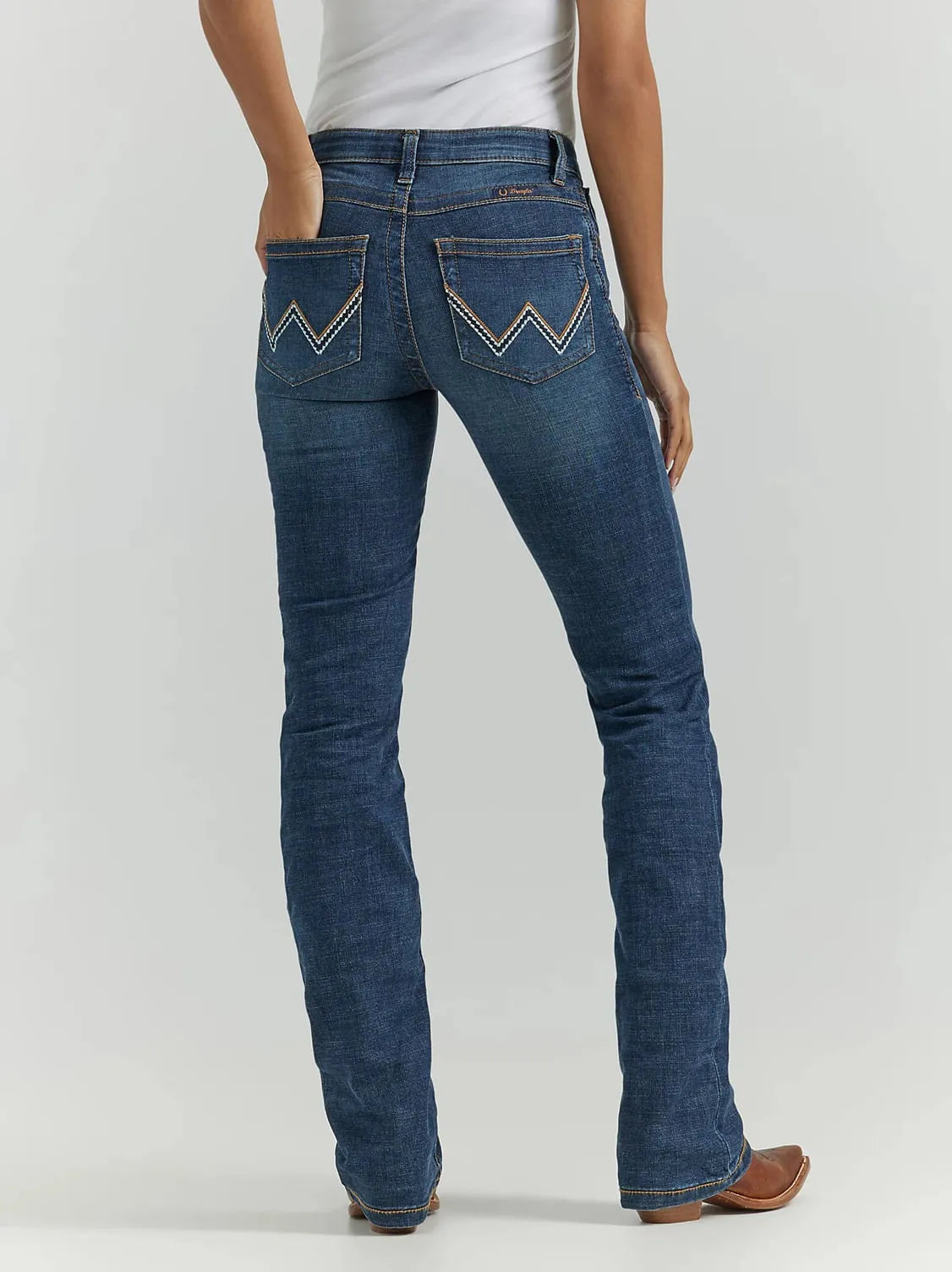 Wrangler | Willow Lovette | 7x32