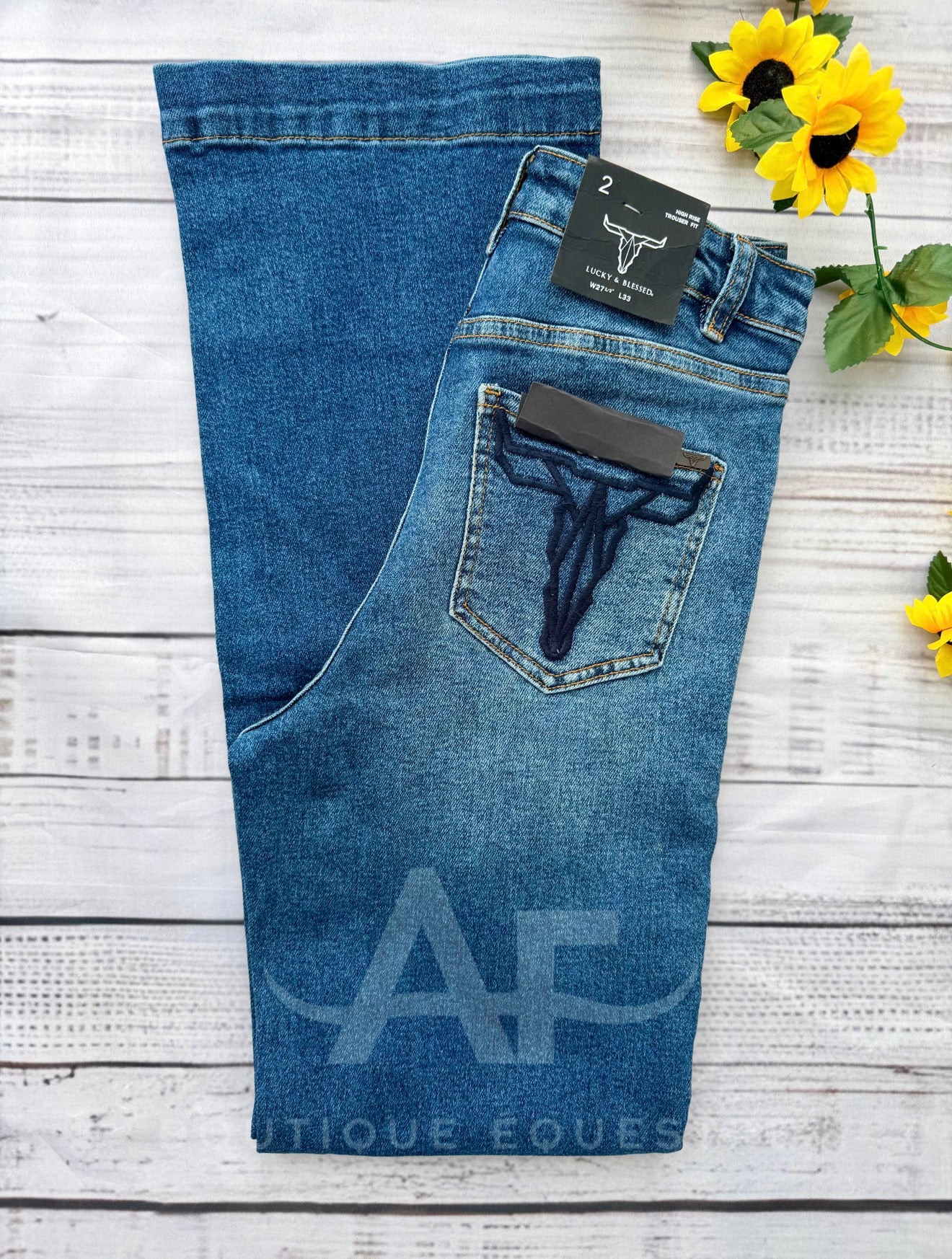 L&B | Logo Dark Flare