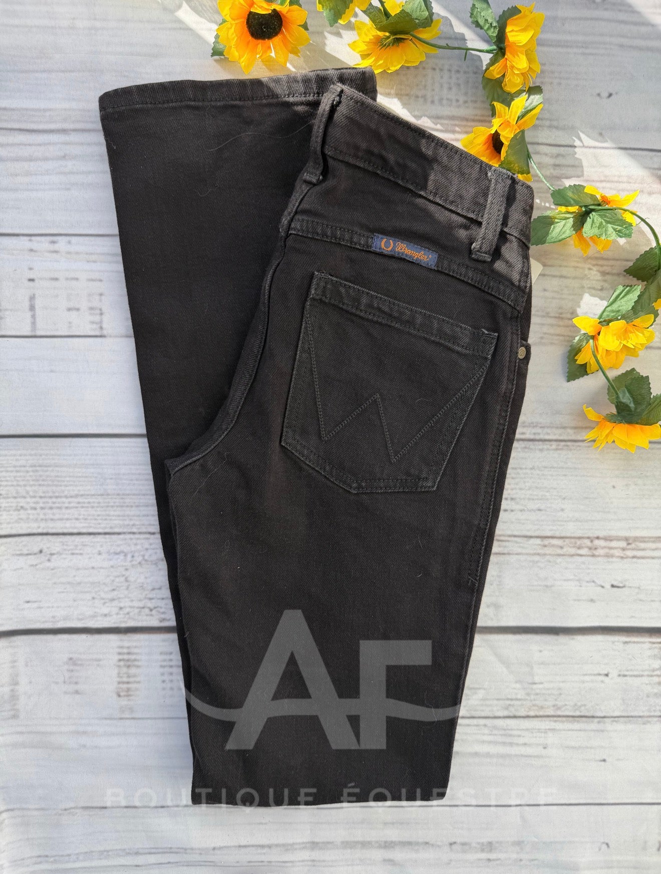 Wrangler | Willow Black | 26x34