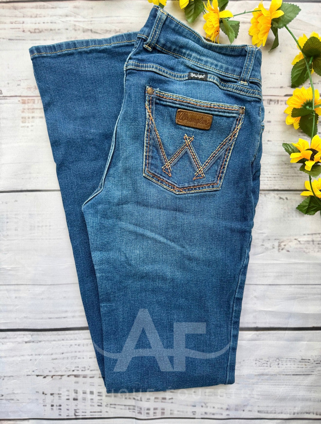 Wrangler | Retro Mae Burn | 11x36