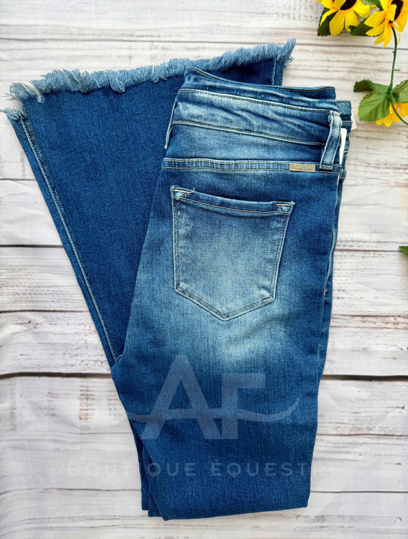 Kancan | High Fly Flare | 27x32