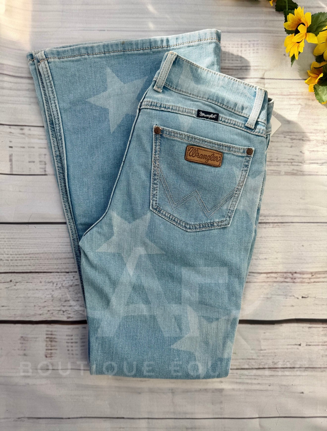 Wrangler | Retro Mae Flare Stars | 29x30