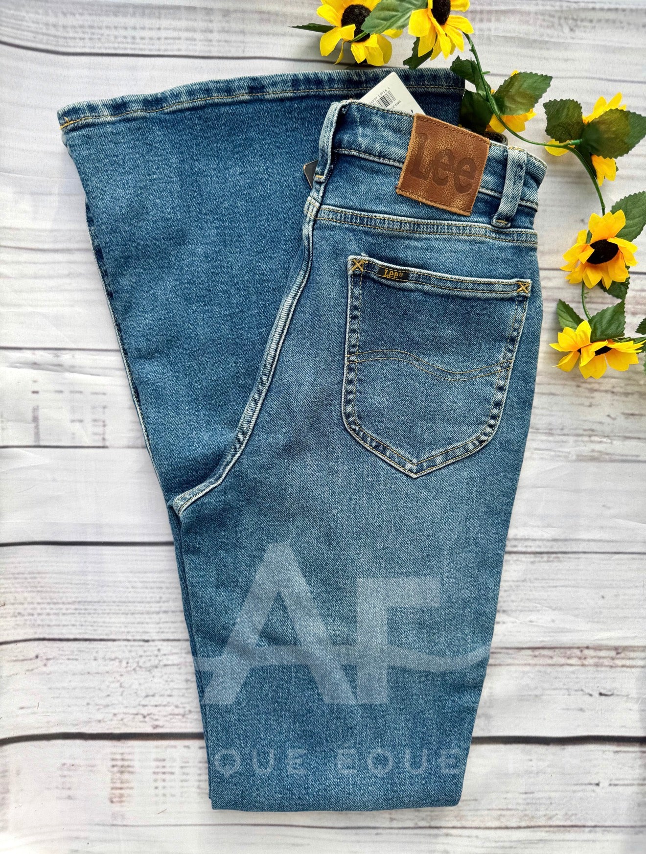 Lee | High Rise Flare