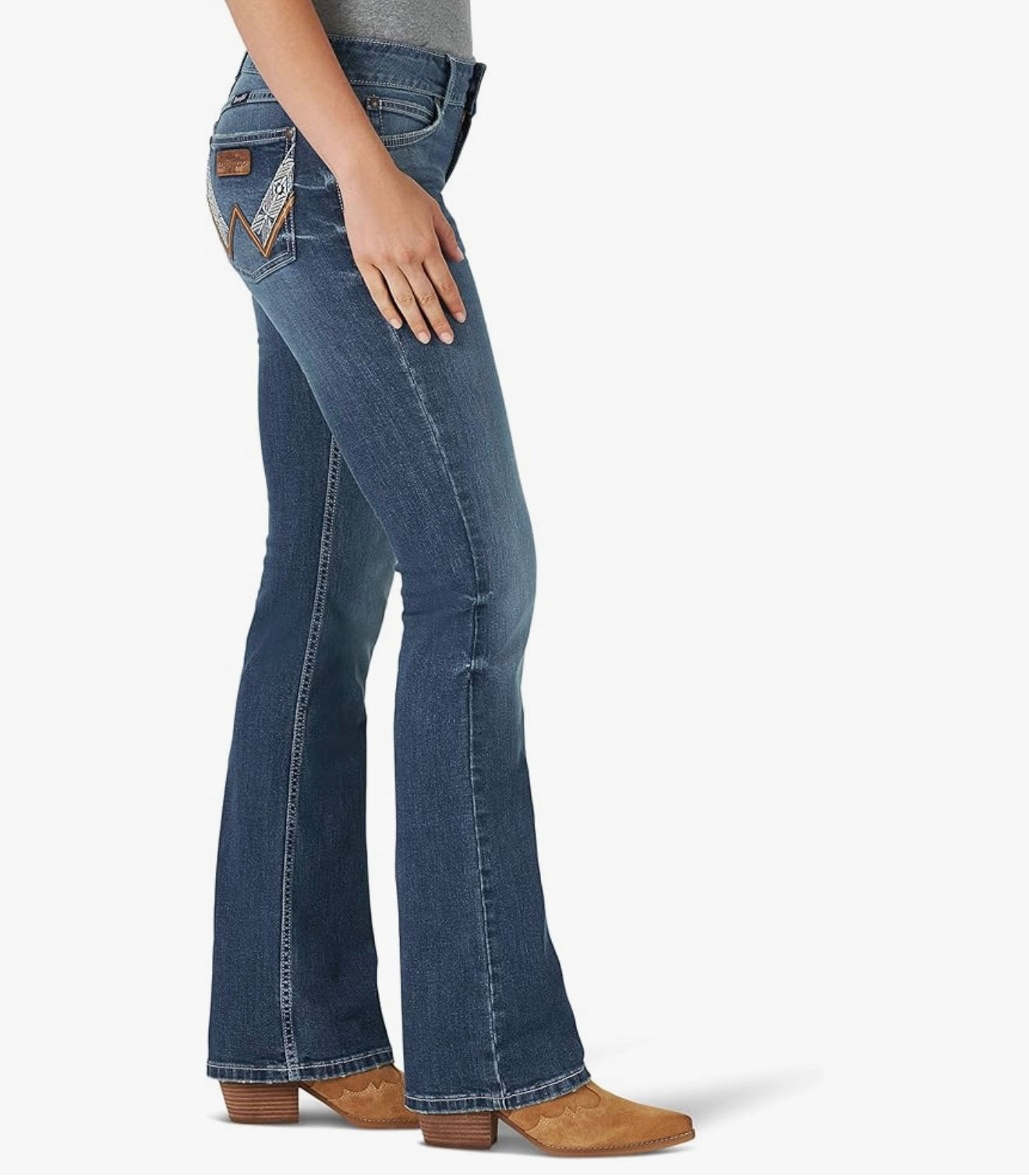 Wrangler | Retro Mae Blaine | 19x32