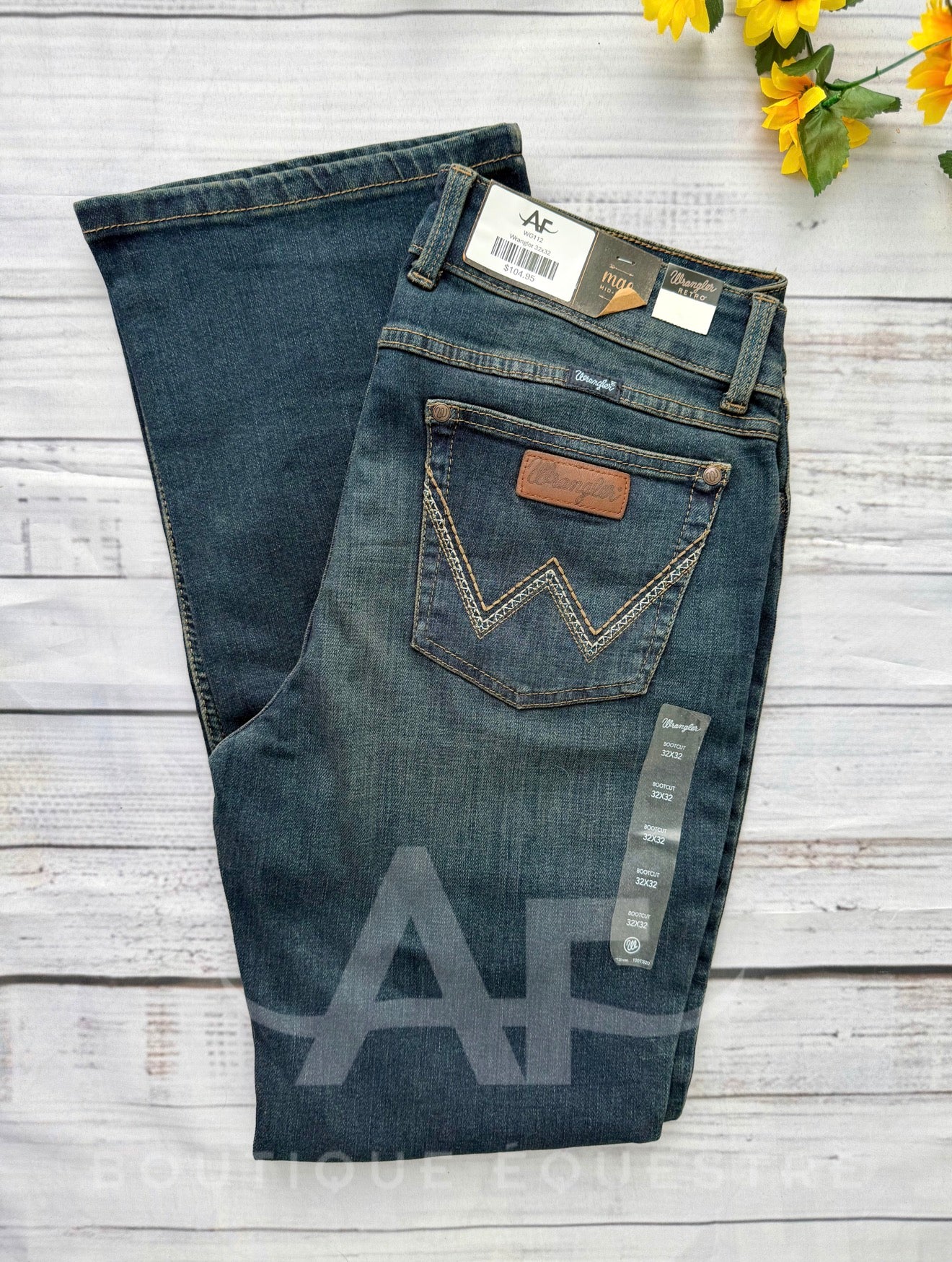 Wrangler | Retro Mae Gayle | 32x32