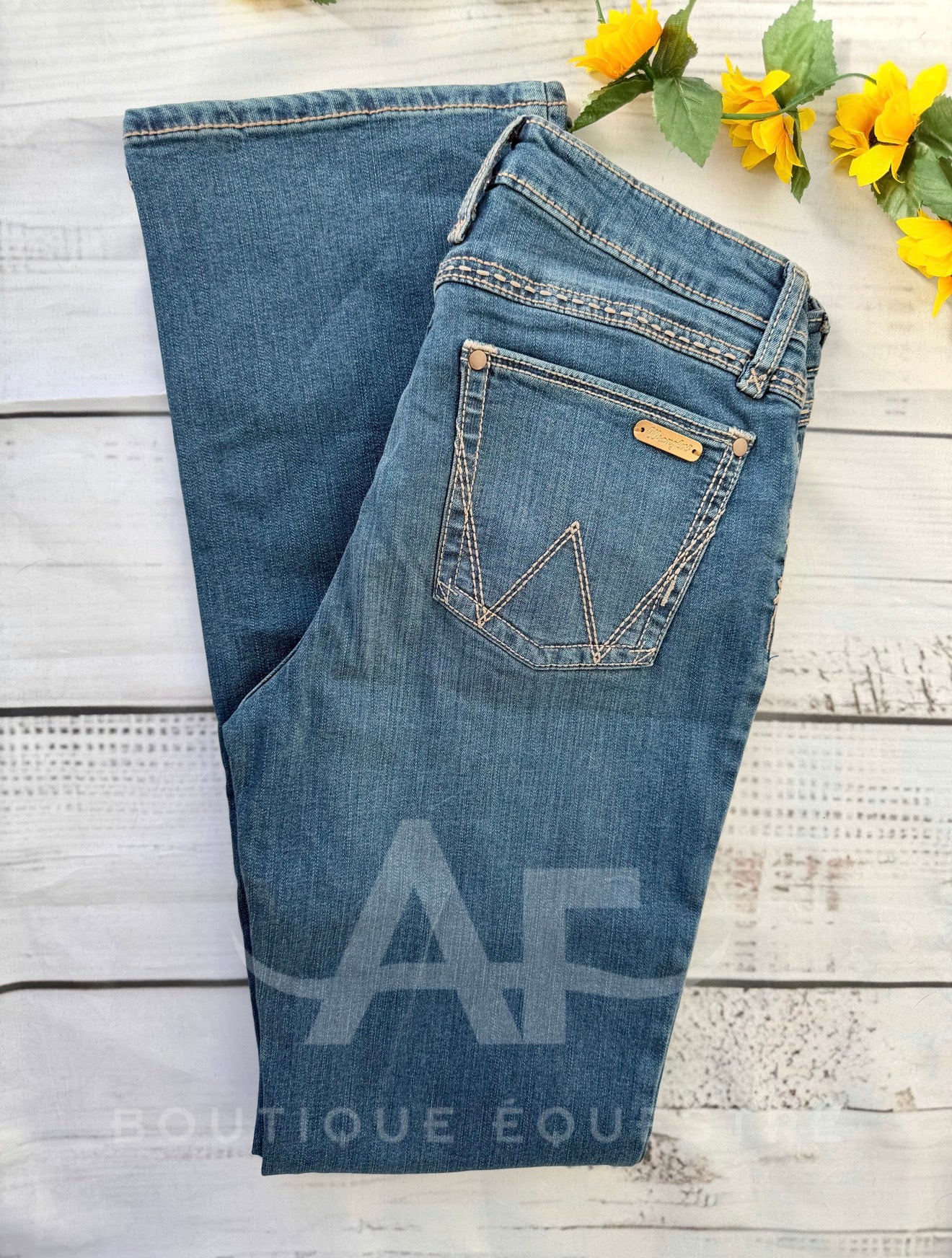 Wrangler | Retro Mae Kylie | 29x32