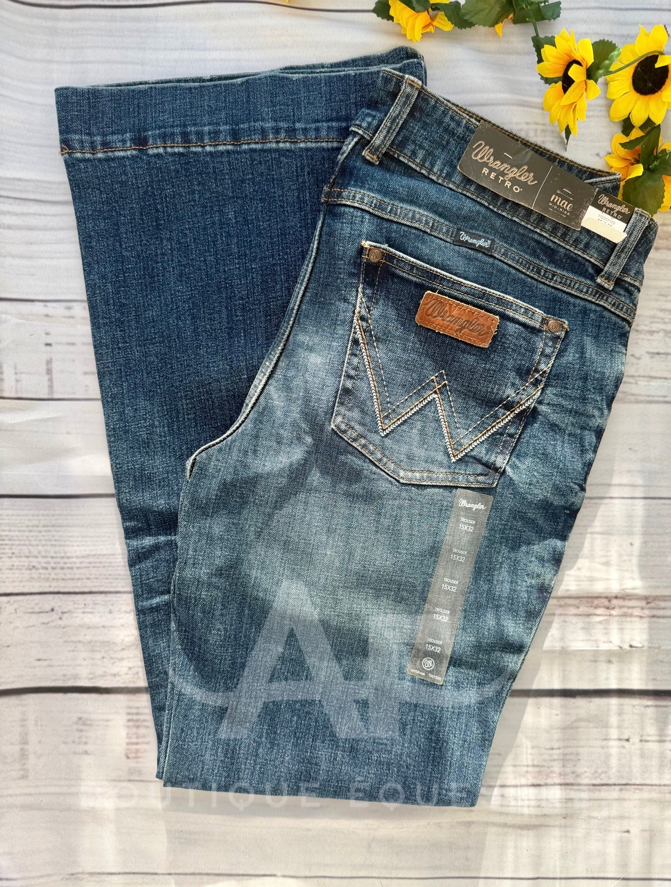 Wrangler | Retro Mae Shelby Trouser | 15x32