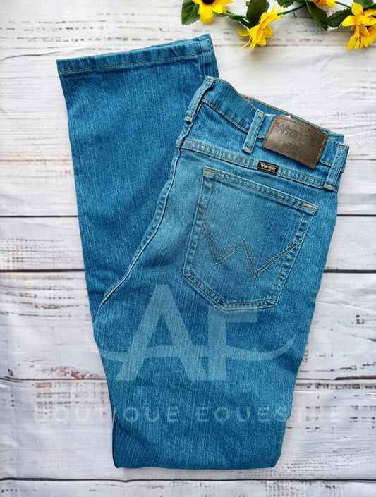 Wrangler | Light | 34x32