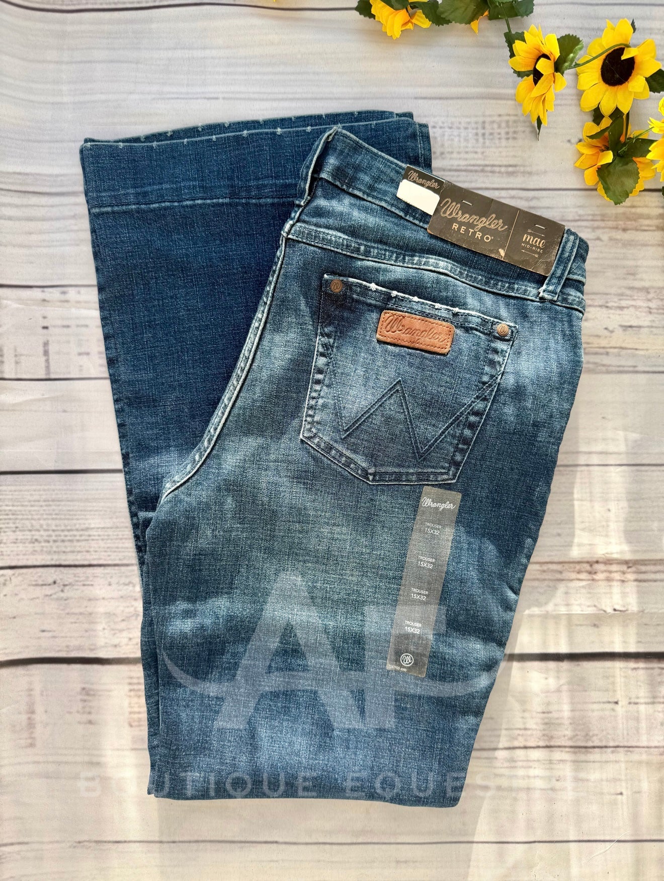 Wrangler | Retro Mae Wide West Trouser | 15x32