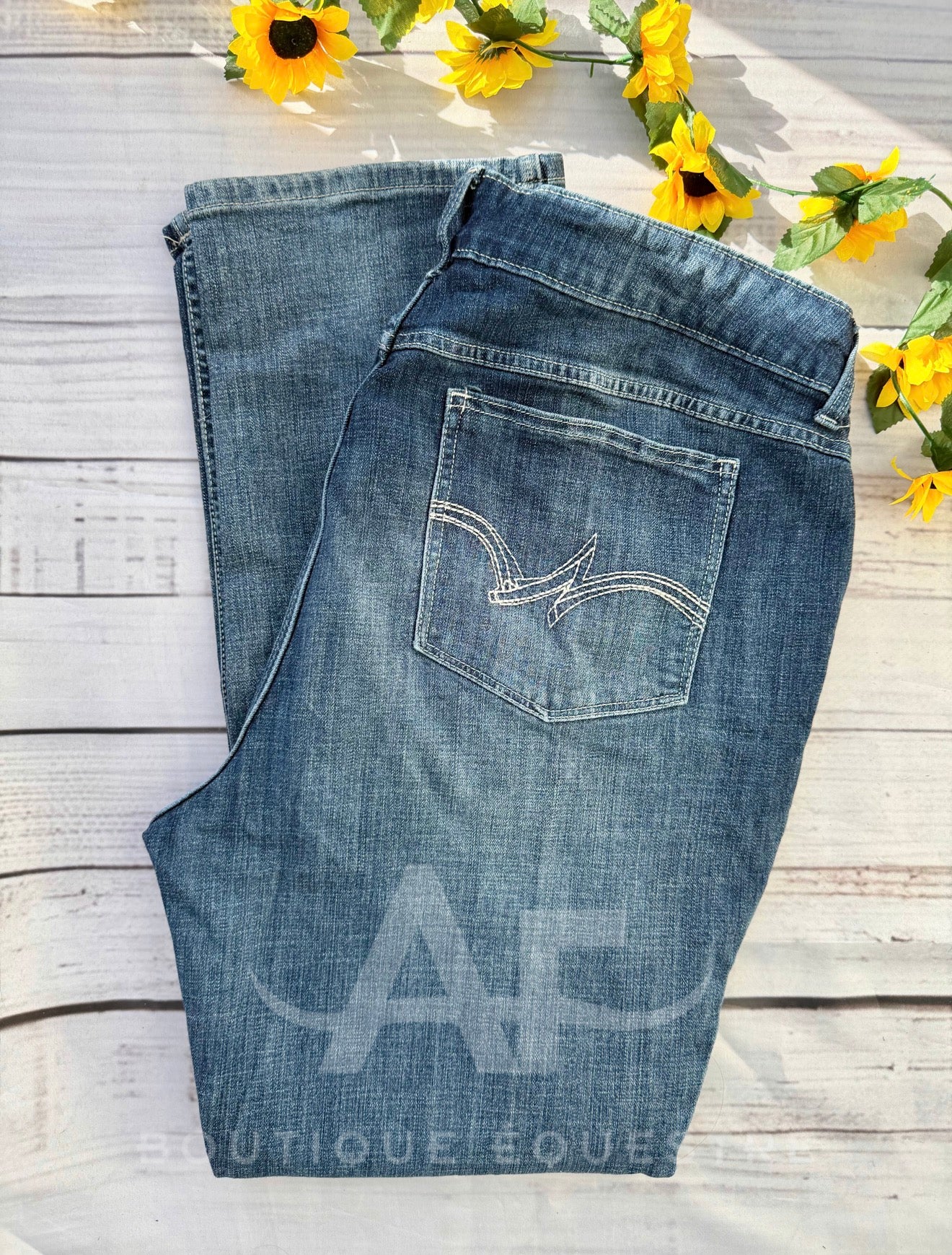 Wrangler | Straight | W20x32