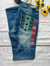 Load the image into the gallery, Cowgirl Tuff | Maricopa | 31x35
