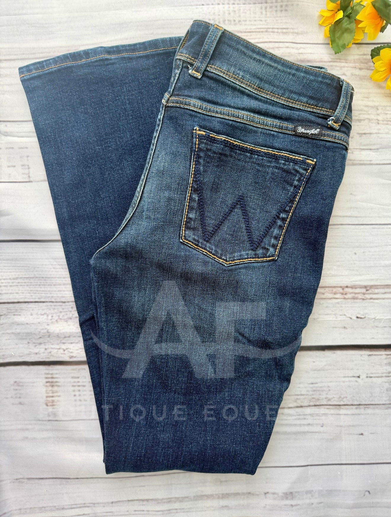 Wrangler | Retro Sadie Twist | 13x32