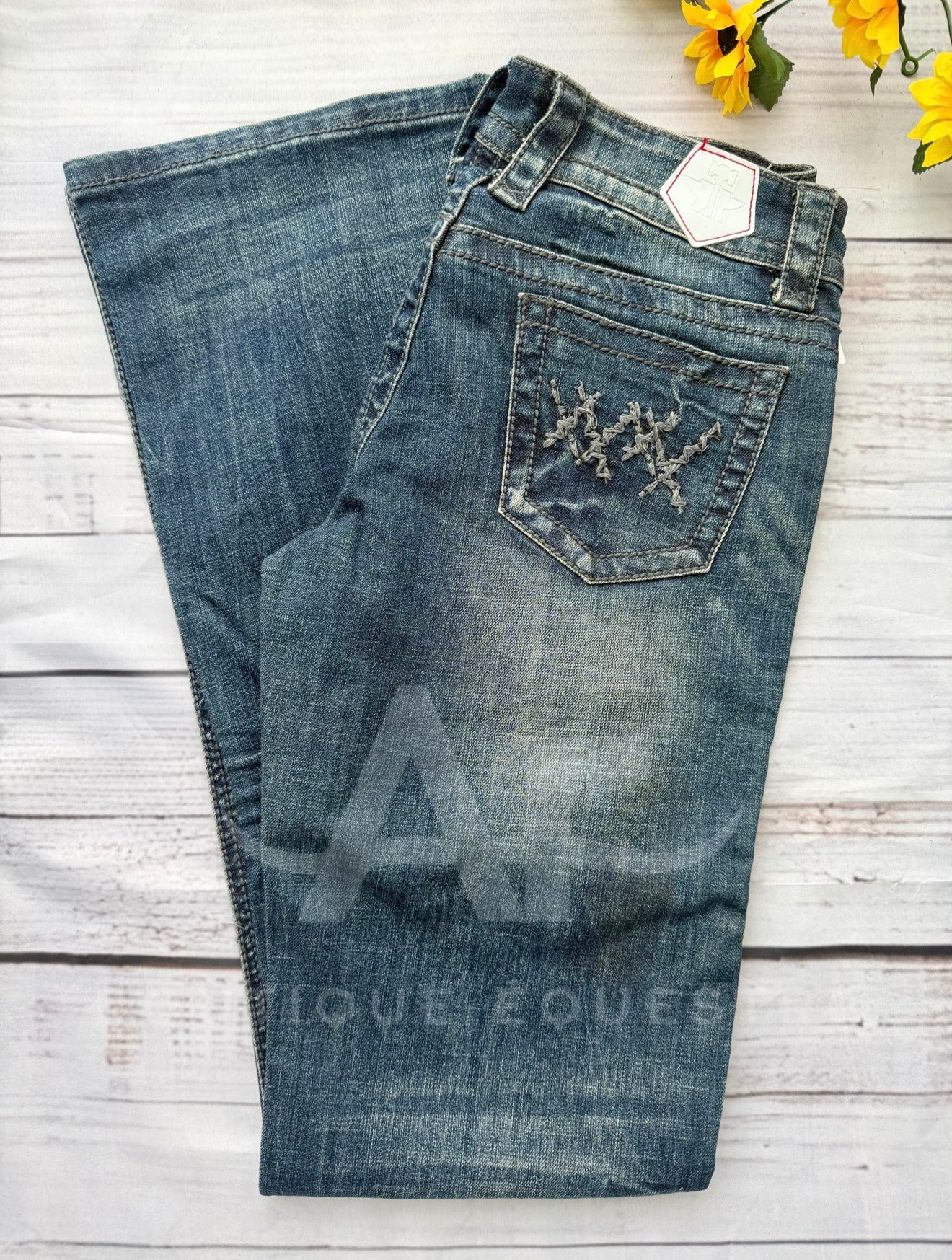 Tin Haul | Rosie Goto | 30XL