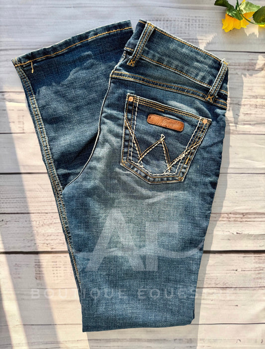 Wrangler | Retro Mae Steadfast | 7x34