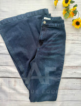 Load the image into the gallery, Kancan 27x34
