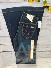 Charger l'image dans la galerie, Cruel | Hannah Flare
