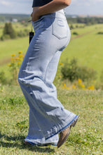 Charger l&#39;image dans la galerie, L&amp;B | Vintage Mid Raw Hem Trouser
