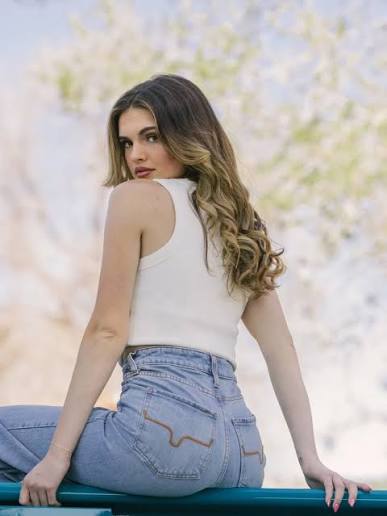 Kimes Ranch | Zoey