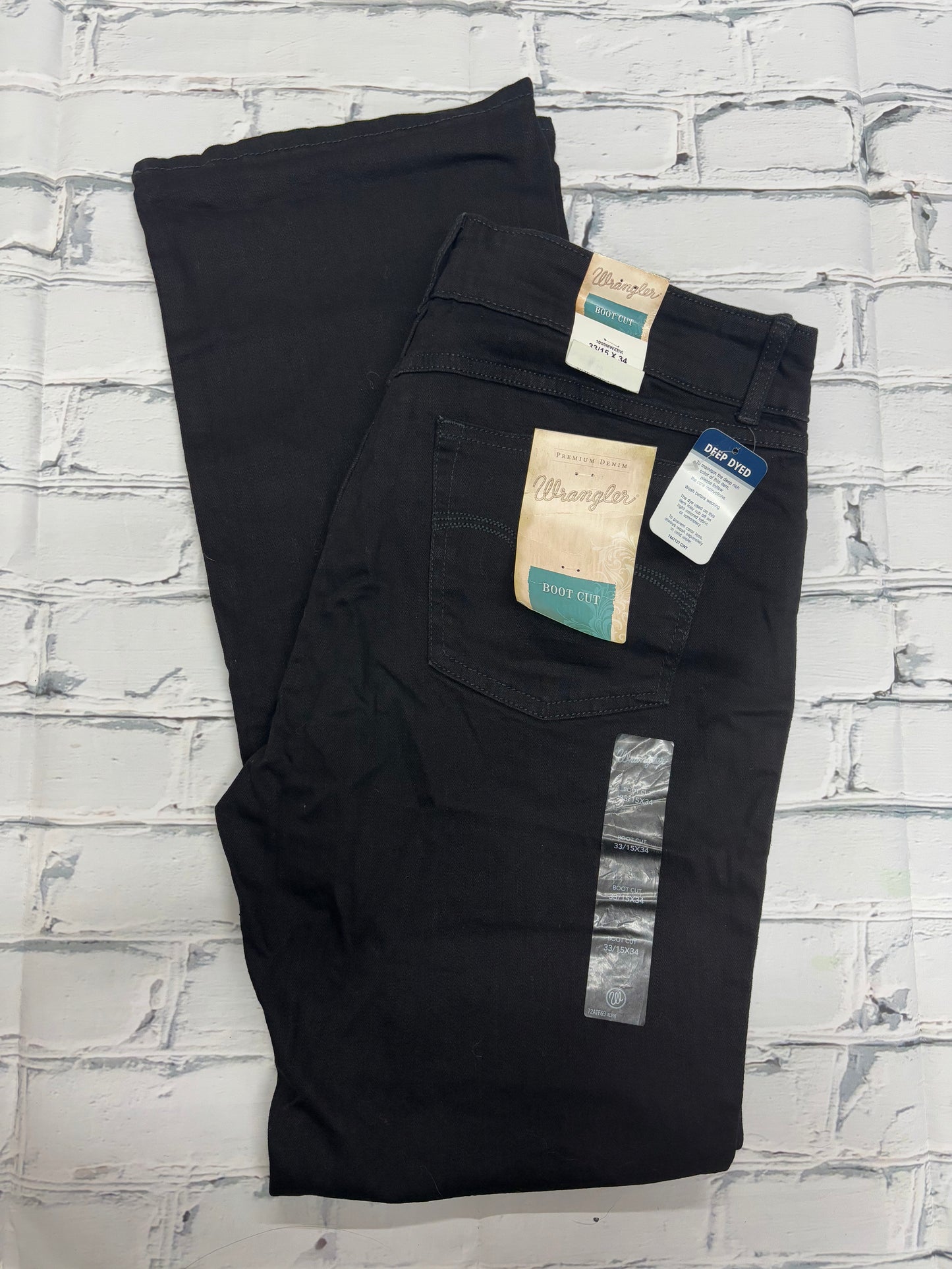 Wrangler | Black Bootcut | 15x34
