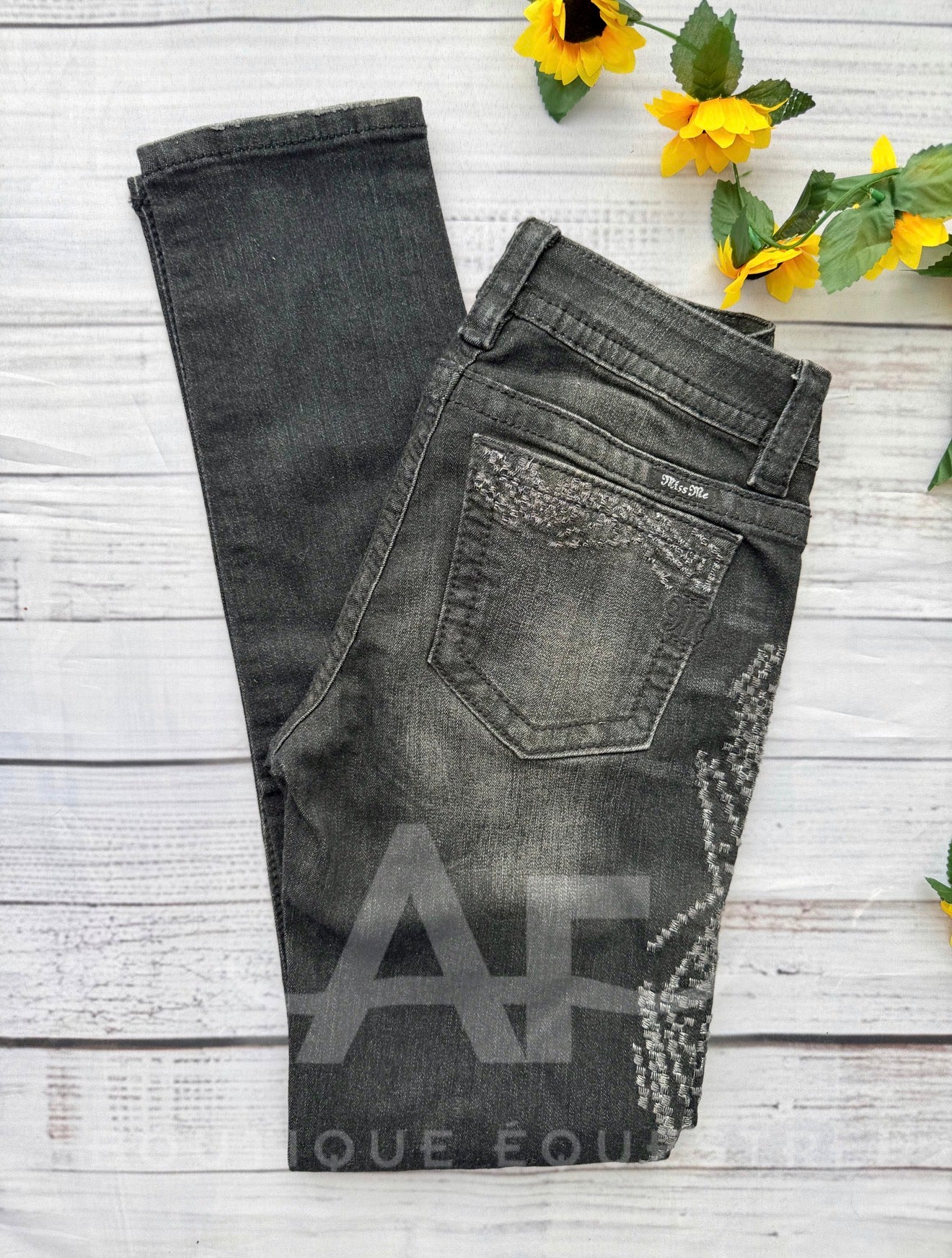 Miss Me | Skinny Black Waffle | 27x33