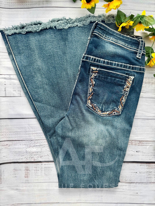 Grace in LA | Flare Emma | 30x34