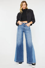 Charger l&#39;image dans la galerie, Kancan | High Wide Leg Raw Hem

