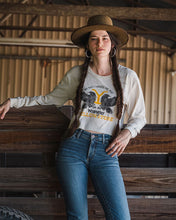 Charger l&#39;image dans la galerie, Wrangler | Chandail Crop | Yellowstone (XS, S, XL)
