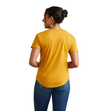 Load the image into the gallery, Ariat | T-Shirt | Yellow Spur Script
