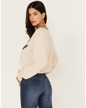 Charger l&#39;image dans la galerie, Wrangler | Chandail Crop | Yellowstone (XS, S, XL)
