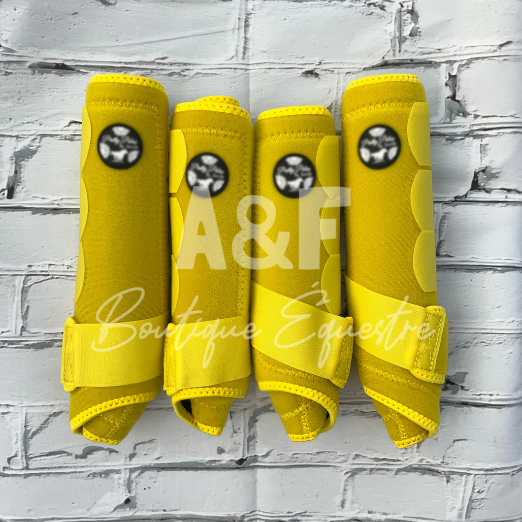 <tc>4 Boots | Yellow</tc>