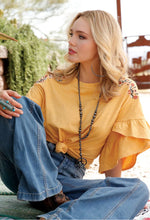 Load the image into the gallery, Cruel Girl | Knit Top | Yellow
