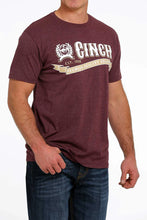 Load the image into the gallery, Cinch | T-Shirt | Burgundy Premium
